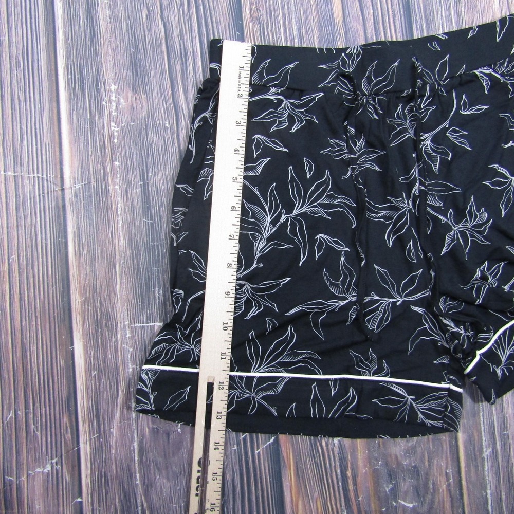 Cozy Earth Shorts Womens XS Black Skimmer Viscose Spandex Floral Pockets - Picture 8 of 8
